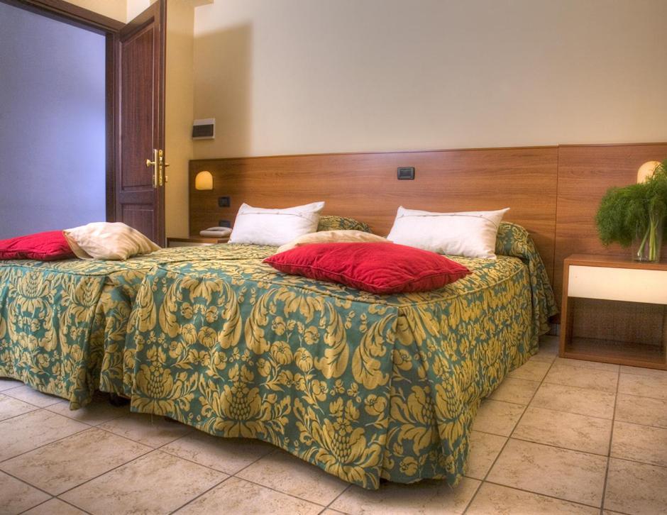 Hotel Tuscania Panoramico Room photo